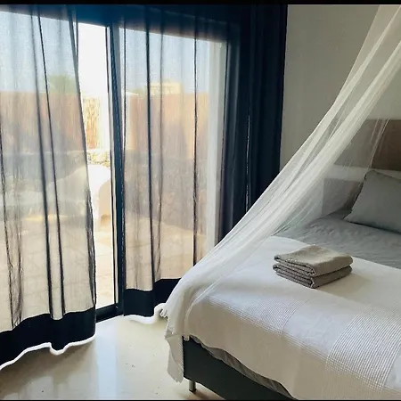 Villa Casa Paloma With Heated Pool In El Roque Cotillo